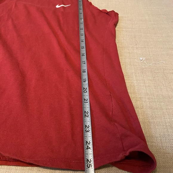 The Nike Tee - Picture 5 of 7